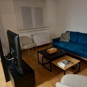 Charming 3-Bedroom Apartment Next to the Kallimarmaro Stadium