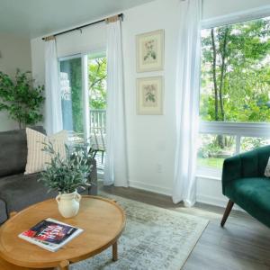 Stunning Riverfront Getaway in Downtown Nashville