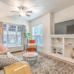 Carson Flats Apt 3 - 1BR Near BOK, OSU Med, Dtwn
