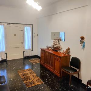 HOSTAL , Habitación en vivienda familiar