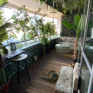 Fully upgraded luxurious one bedroom between Marina and JBR