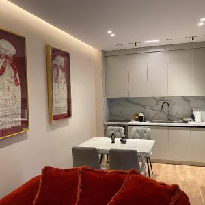 Klik Belview center Apartment