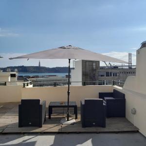 Apartamento sobre o Rio