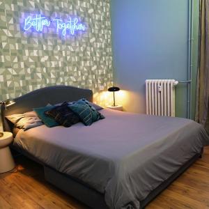 2M Apartments The NoLo Suite Urban and Bright