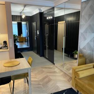 Golden MOOD City Apartment