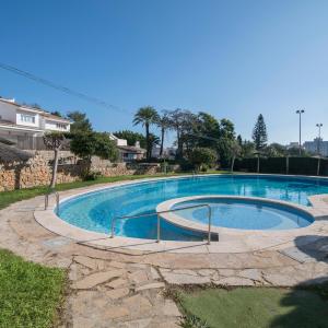 Chalet Piscina Urbanización De Lujo Cerca Del Mar