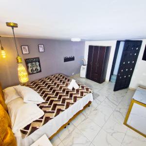 Urban 8 Bedrooms Apartment at Poblado