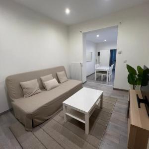 Appartement confortable avec garage premier étage sans terrasse