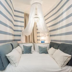 Modern Loft - Aquarium - Old Town - AC Wi-Fi - Always Open H24 - BEST PRICE!