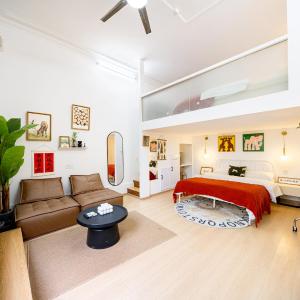 Shanghai Hills & Zinn Courtyard Guesthouse with 2Bedrooms close to Line 9