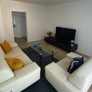 H4 Family apartment, central, quite, modern