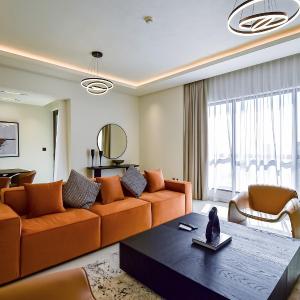 Luxury Escapes - Luxurious 2-Bedroom Apartment with Stunning Lake Views in JBR