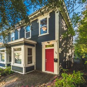 House Patrick 4Bd Loft Style Parking