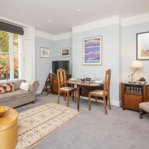 Brockley Victorian apartment train links London - Pass the Keys