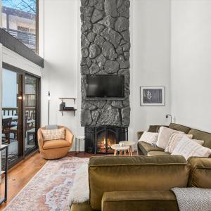 Snowmass Home W Decks, Fireplace, Pool & Hot Tubs - Sonn 3