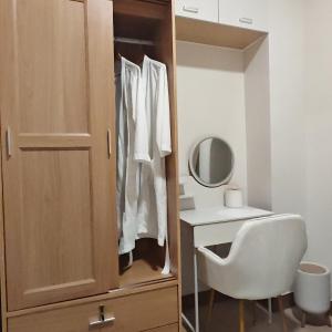 Trees Residence - The Pristine Staycation Suite