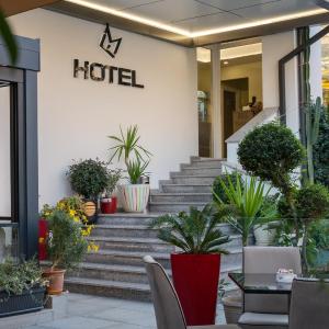 F&M Hotel 2