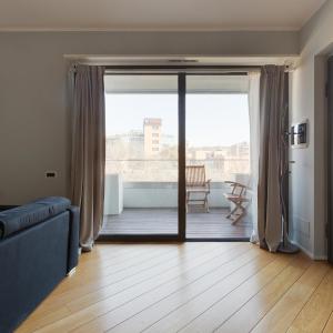 Bright apartment with balcony in Portello district