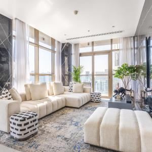Exclusive Marina Stay - Posh 3BR with Stunning Views