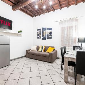 The Luxor Suites - Rosina