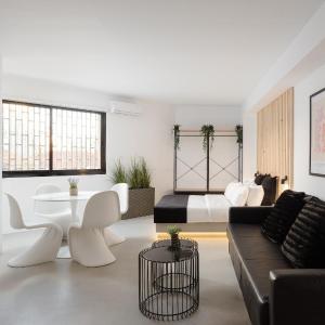 Syntagma Serenity Suites