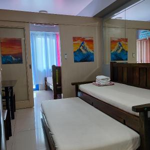 Staycation Infront of Moa, Near Arena, Smx, New Smx Cite, Dfa, Ayala Mall Manila Bay, NAIA 123