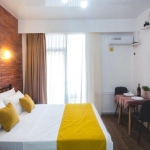 Holiday Rooms 5