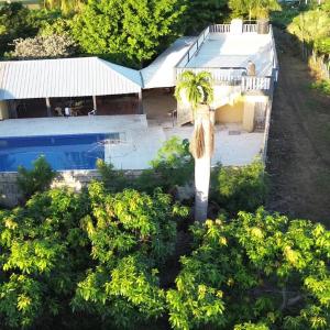 Finca im Grünen, sehr ruhige Lage, Terrasse mit Pool