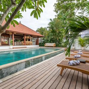 Villa Kimaya - 3BR Tropical Luxury Pool Villa in Canggu