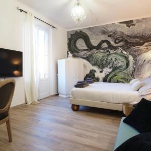 Suite 54 - Elegant Boutique Suite by Metro an Garibaldi