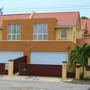 Cozy Townhouses with Private Pool by Southern Sight Barbados