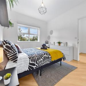 Cozylease Canary Wharf 3BR - AI Gym,Workspace,Garden