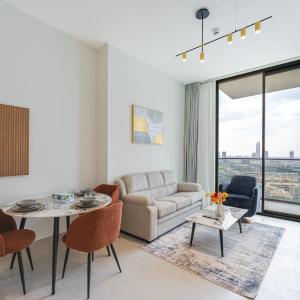 Modern 1BR Balcony Binghatti House JVC