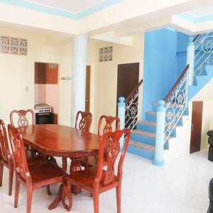 Iloilo Transient Rooms Good for 15-20 pax