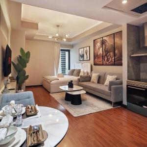 Luxury JLT Studio Lake View Metro & Marina