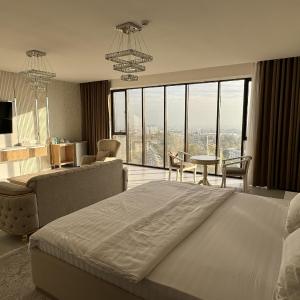 Aram Baland Hotel