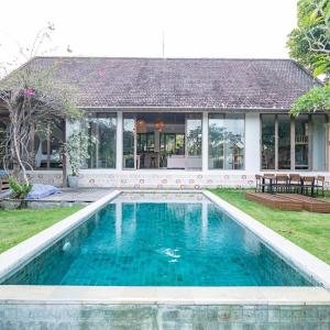 Villa Tika 5 Bedroom Villa In Berawa, Bali