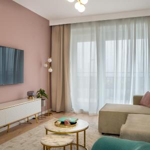 Cozy CityScape Blush Pink, Cozy modern apt