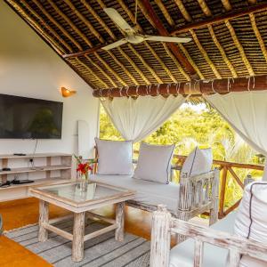 Serene 3 bed villa in the garden