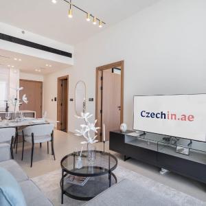 Sky-High Serenity - Stylish 1BHK - 20th Floor