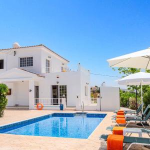 Villa Giota by Villa Plus