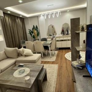 وحده فندقيه فاخره في مدينتي 24
