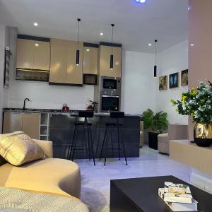D culture homes