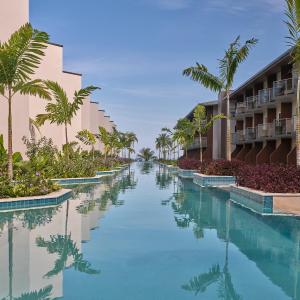 Crowne Plaza Fiji Nadi Bay Resort & Spa by IHG