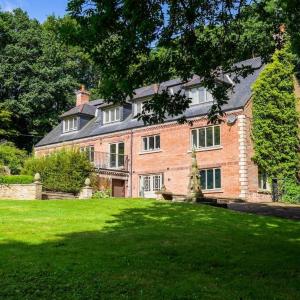 Luxury Mansion, Central, Perfect for Groups