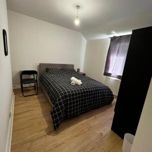 Double bed D2 Greater Manchester