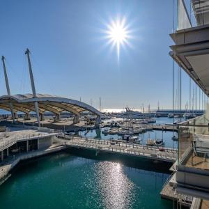 Luxury Waterfront Apartment