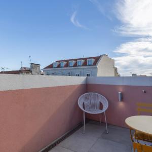 Cosy Apartment in Bairro Alto by LovelyStay