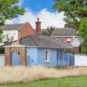 Magical Gate Lodge on Dublin Coast