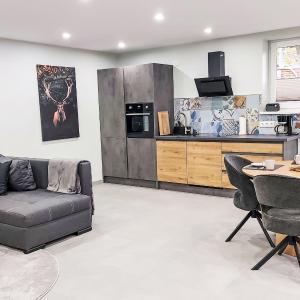 Apartment Am Waldrand by Interhome